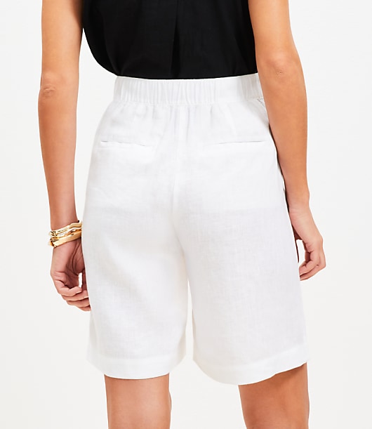 Bermuda Shorts in Linen