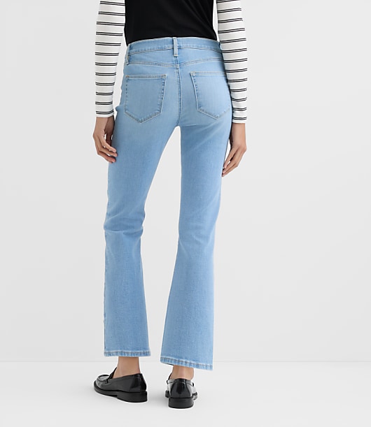 Rivete Curvy Mid Rise Kick Crop Jeans in Vintage Light Wash