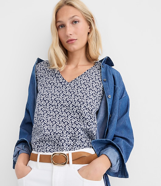 Garden Everyday V-Neck Tee
