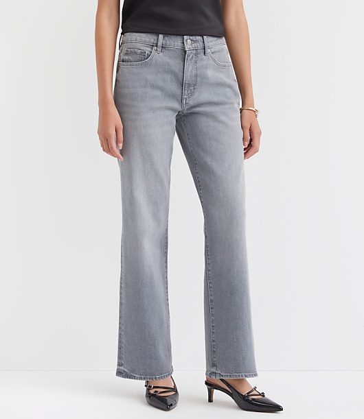 Mid Rise Relaxed Straight Jeans in Grey