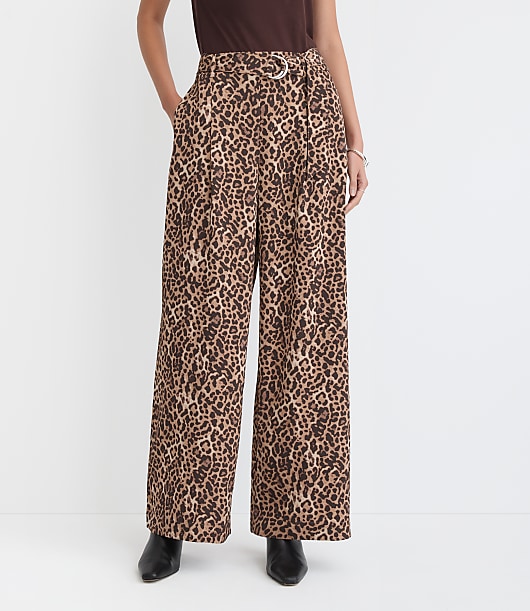 Petite Belted Fluid Pull On Wide Leg Pants in Leopard Print