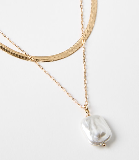 Pearlized Layered Chain Link Necklace Set