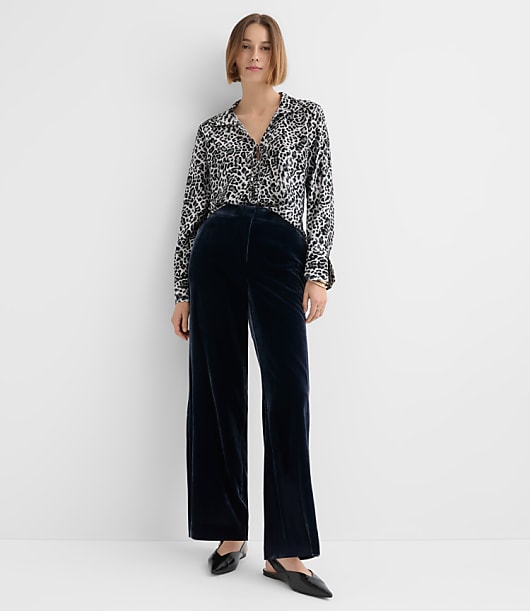 Petite Leopard Print Slit Cuff Tie Neck Blouse