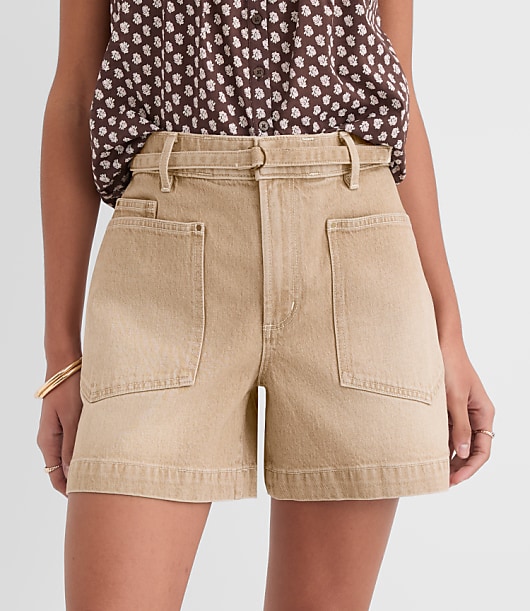 Petite Belted Denim Utility Shorts in Washed Neutral