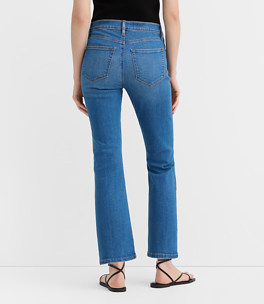 Rivete Curvy Mid Rise Kick Crop Jeans in Dark Wash