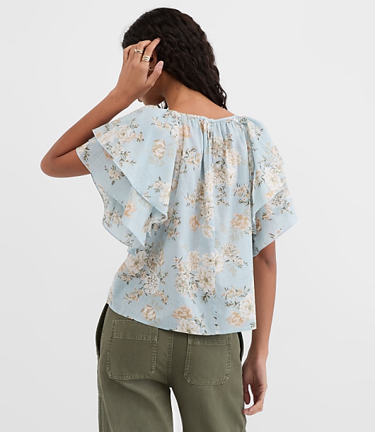Petite Floral Ruffle Sleeve Blouse