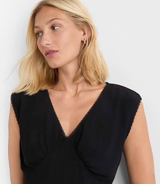 Petite Lace Trim Cap Sleeve Top