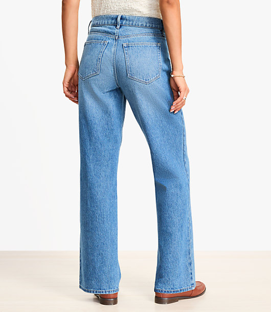 Petite Mid Rise Relaxed Straight Jeans in Mid Vintage Wash