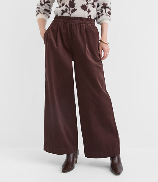Petite Pleated Pull On Wide Leg Pants in Corduroy
