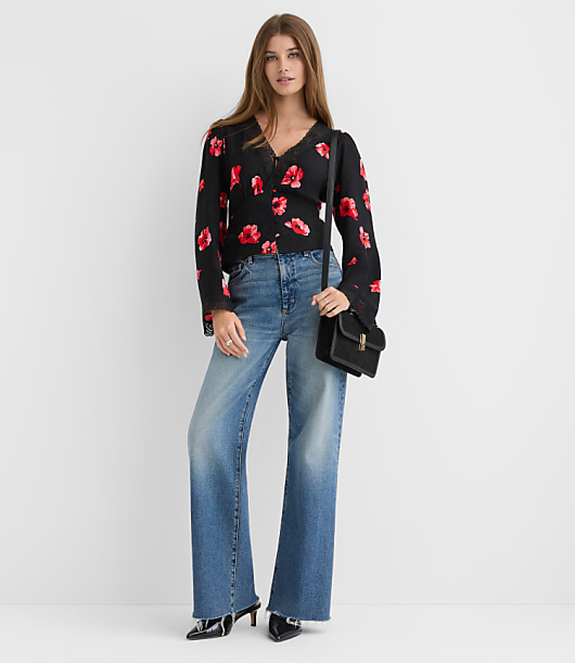 Petite Floral Lace Trim V-Neck Blouse