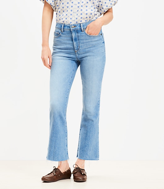 Fresh Cut High Rise Kick Crop Jeans in Authentic Light Indigo Wash