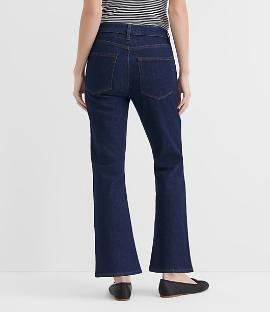 Rivete Petite Curvy High Rise Kick Crop Jeans in Nova Wash