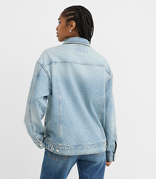 Petite Oversized Denim Trucker Jacket in Vintage Light Indigo Wash