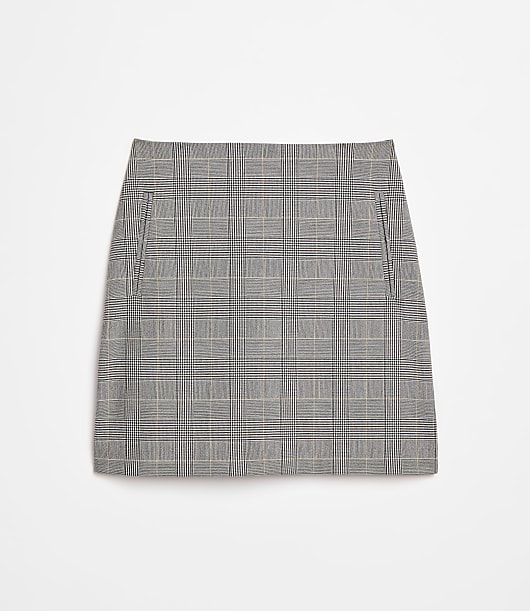 LOFT Versa Seasonless Stretch Pocket Mini Skirt in Plaid