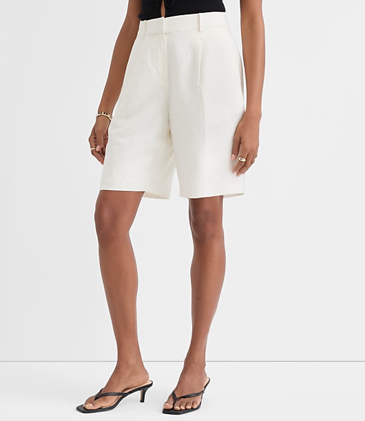 Bermuda Shorts in Linen Blend