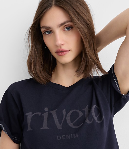 Rivete Tee