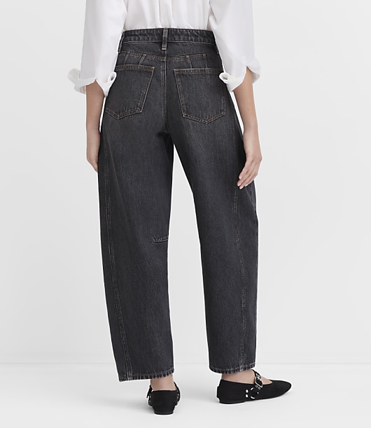 Rivete Curvy Seamed High Rise Barrel Jeans in Washed Black