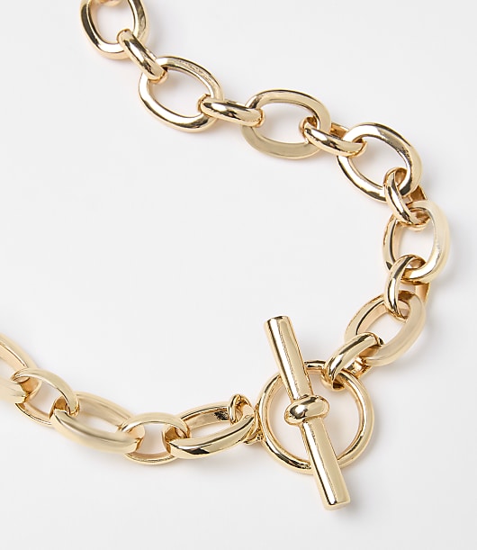 Chain Link Toggle Statement Necklace