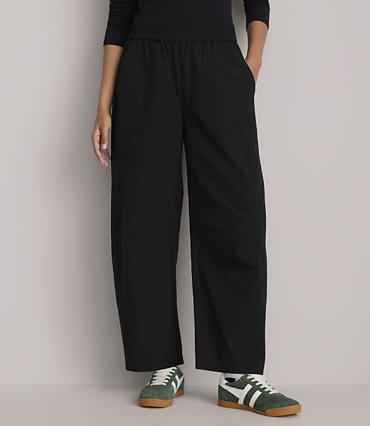 Lou & Grey Crinkle Barrel Pants