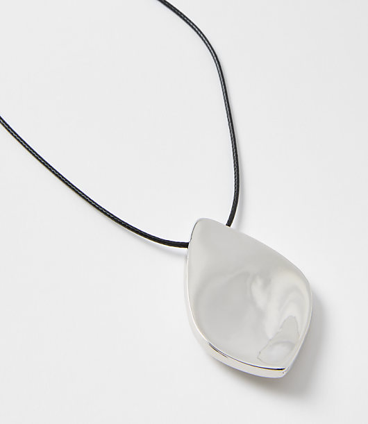 Molded Pendant Cord Statement Necklace
